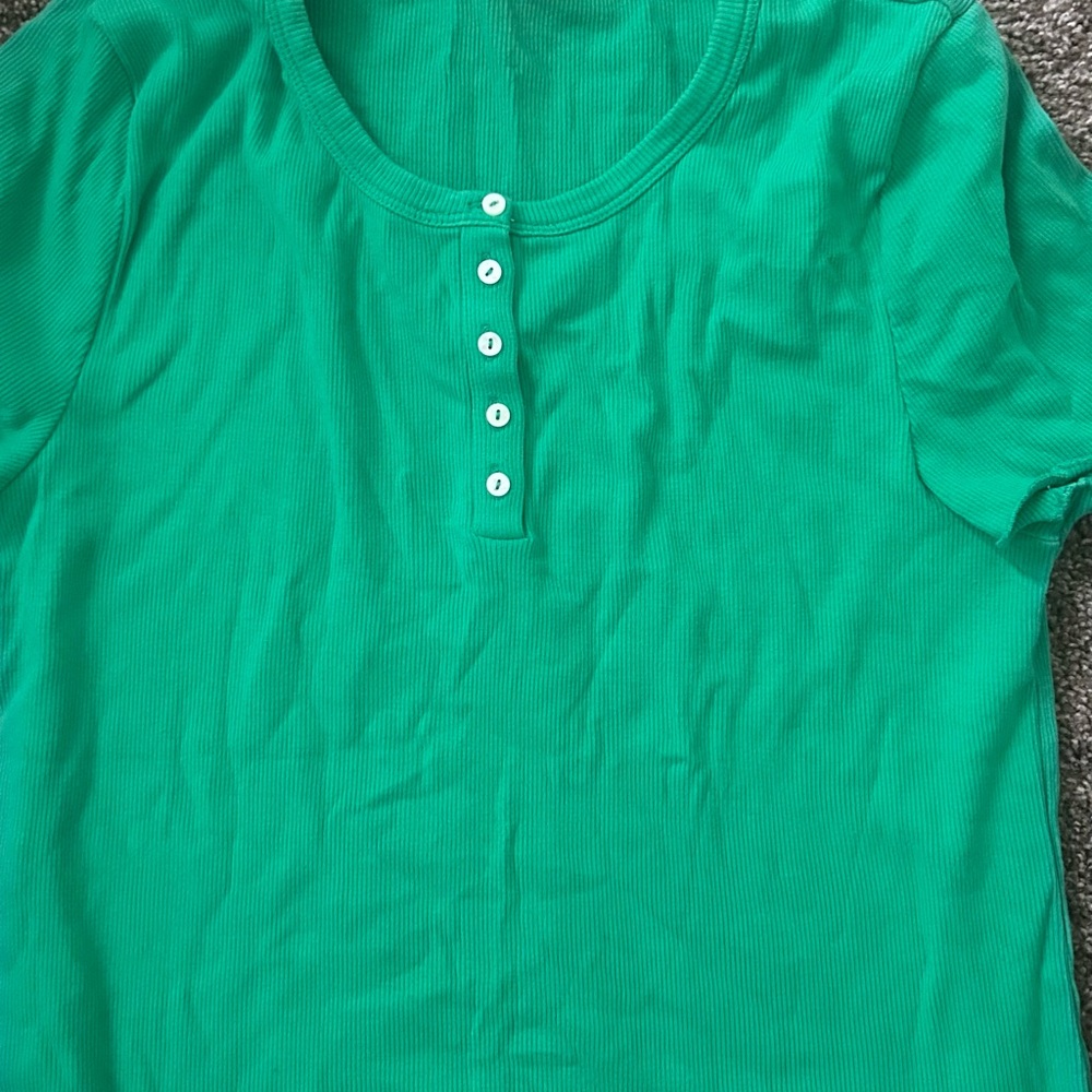 Green Button-Up Ribbed T-Shirt